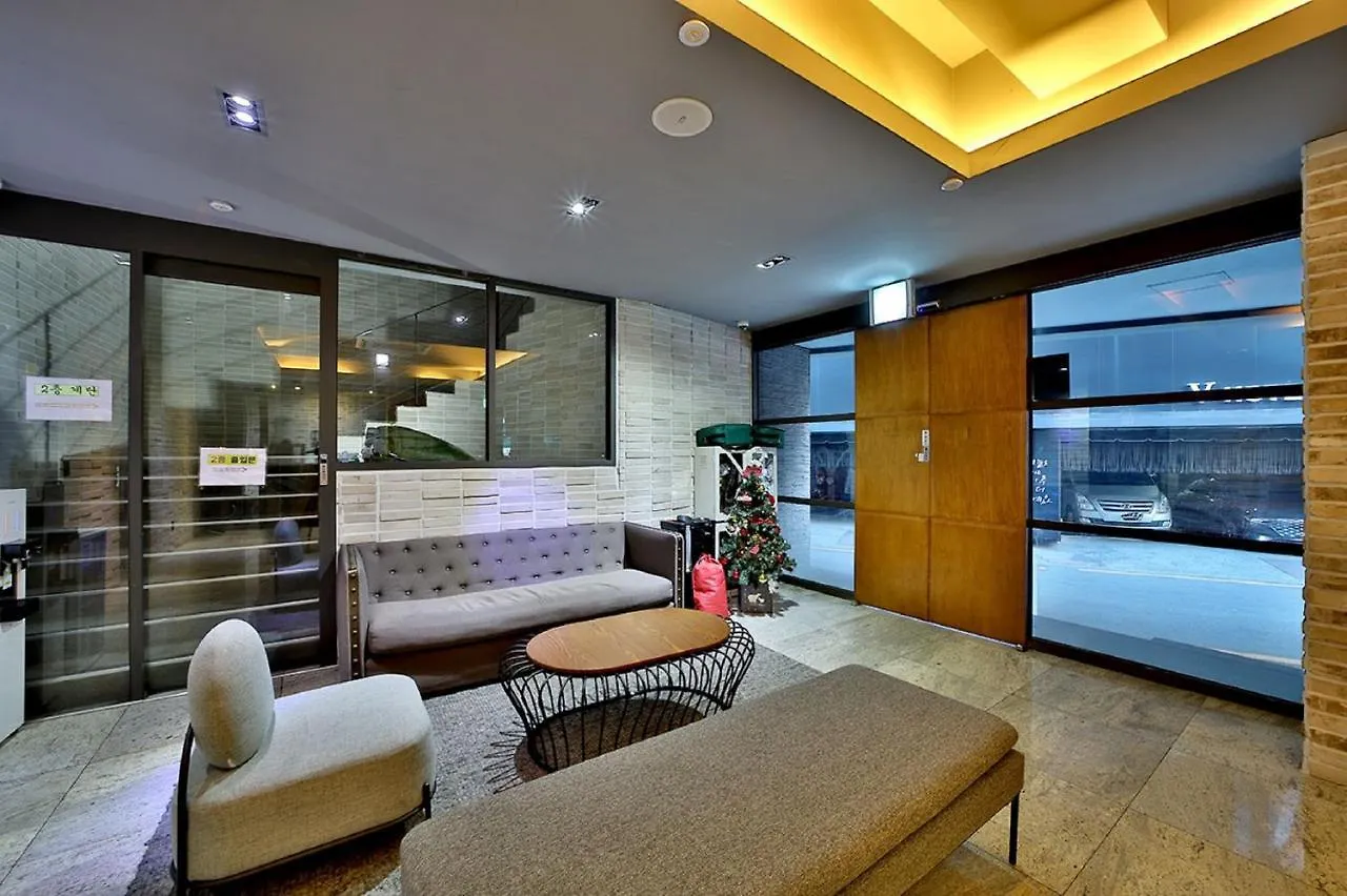Seomyeon Hound Hotel 1St Street Busan