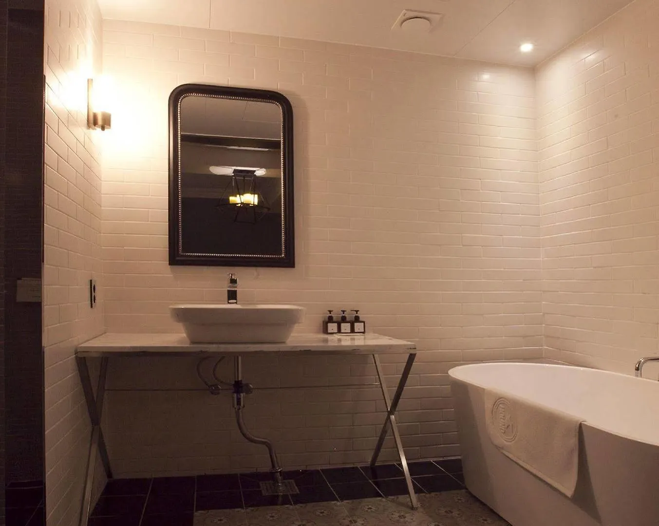 Seomyeon Hound Hotel 1St Street Busan