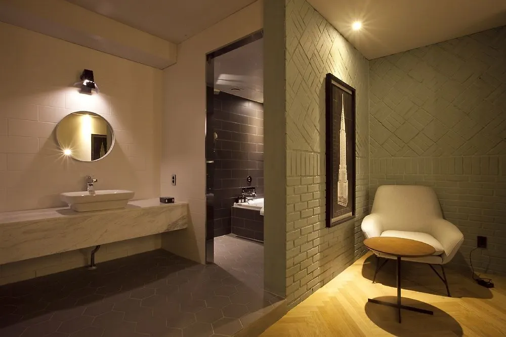 Seomyeon Hound Hotel 1St Street Puszan